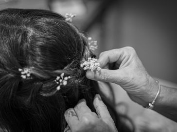 Marie Photographe : accessoire coiffure mariage nantes
